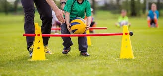 Knight中单炸弹人ELK五杀！BLG新赛段强势3连胜