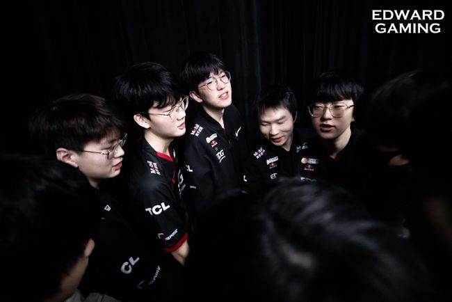 体育基础设 体育基础设