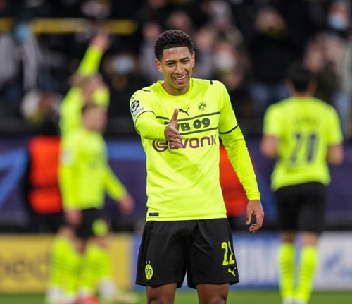 屡打入制胜 屡打入制胜